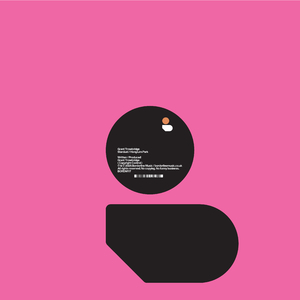 把鸡巴塞入小穴里操起来
