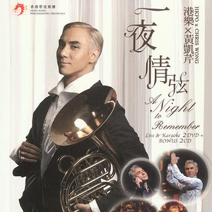 把鸡巴塞入小穴里操起来
