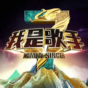 把鸡巴塞入小穴里操起来
