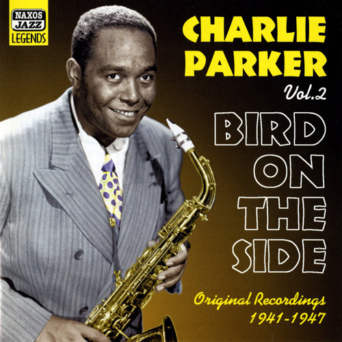 把鸡巴塞入小穴里操起来
